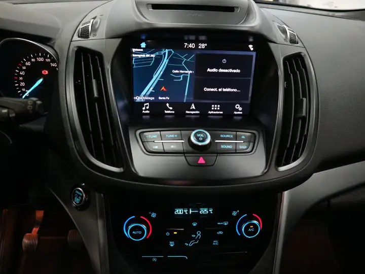 Ford Kuga 1.5 EcoB. 120 Trend S&S 4x2 2019, foto 15
