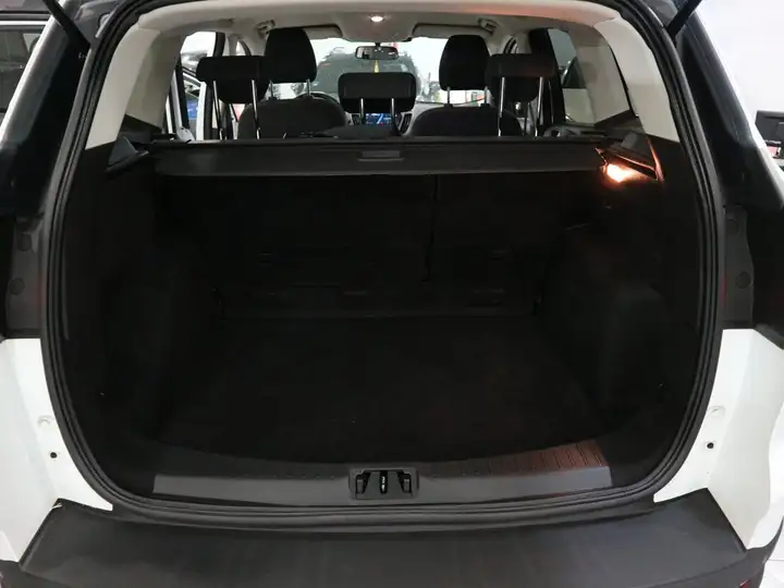 Ford Kuga 1.5 EcoB. 120 Trend S&S 4x2 2019, foto 21
