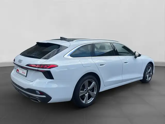 Audi A6 view 3