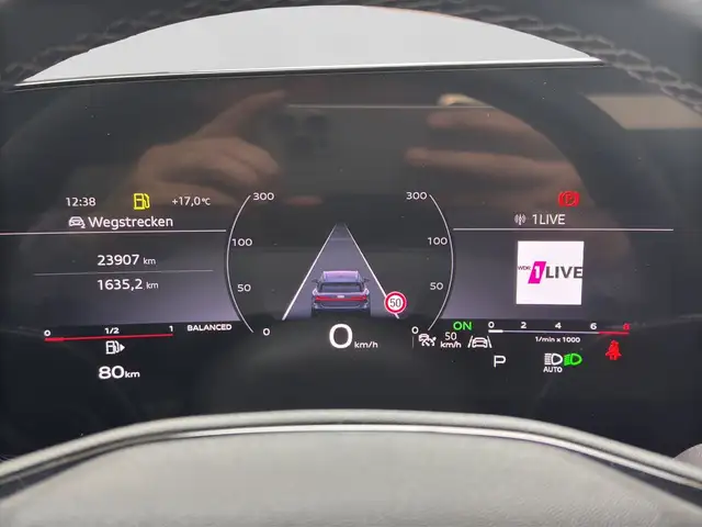 Audi A6 view 10