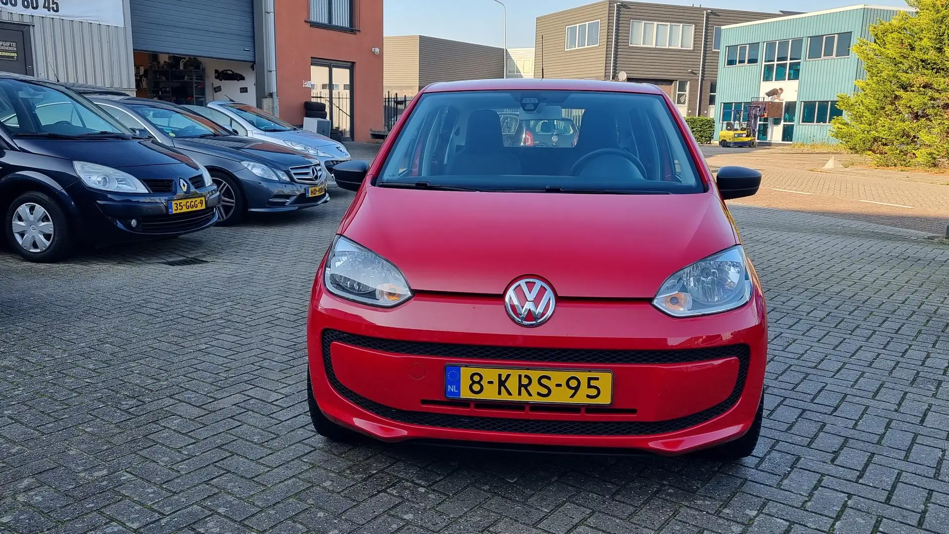 Volkswagen up! 1.0 move up! 16" Sportvelgen, Airco, el ramen, NAP Rouge - 2