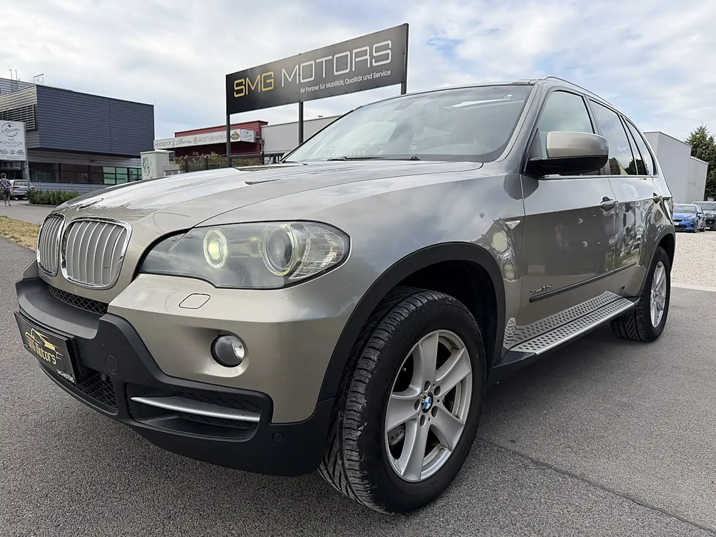 BMW X5 xDrive35d Österreich-Paket Aut. PANORAMADACH/SO... Braun - 1