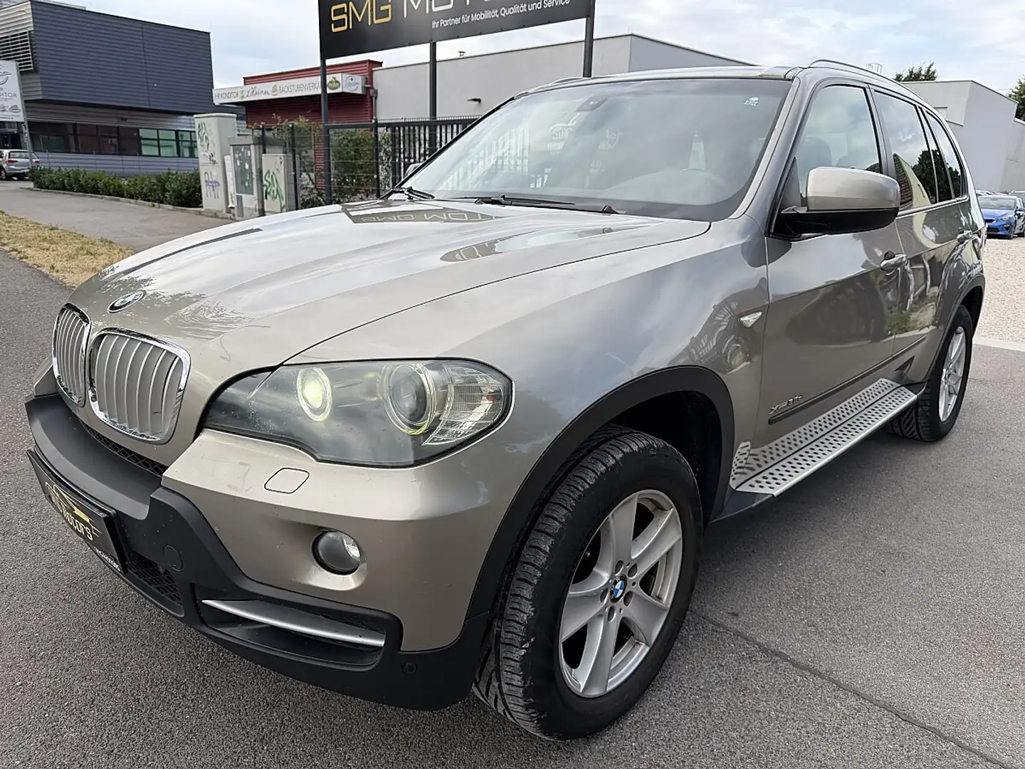 BMW X5 xDrive35d Österreich-Paket Aut. PANORAMADACH/SO... Braun - 2