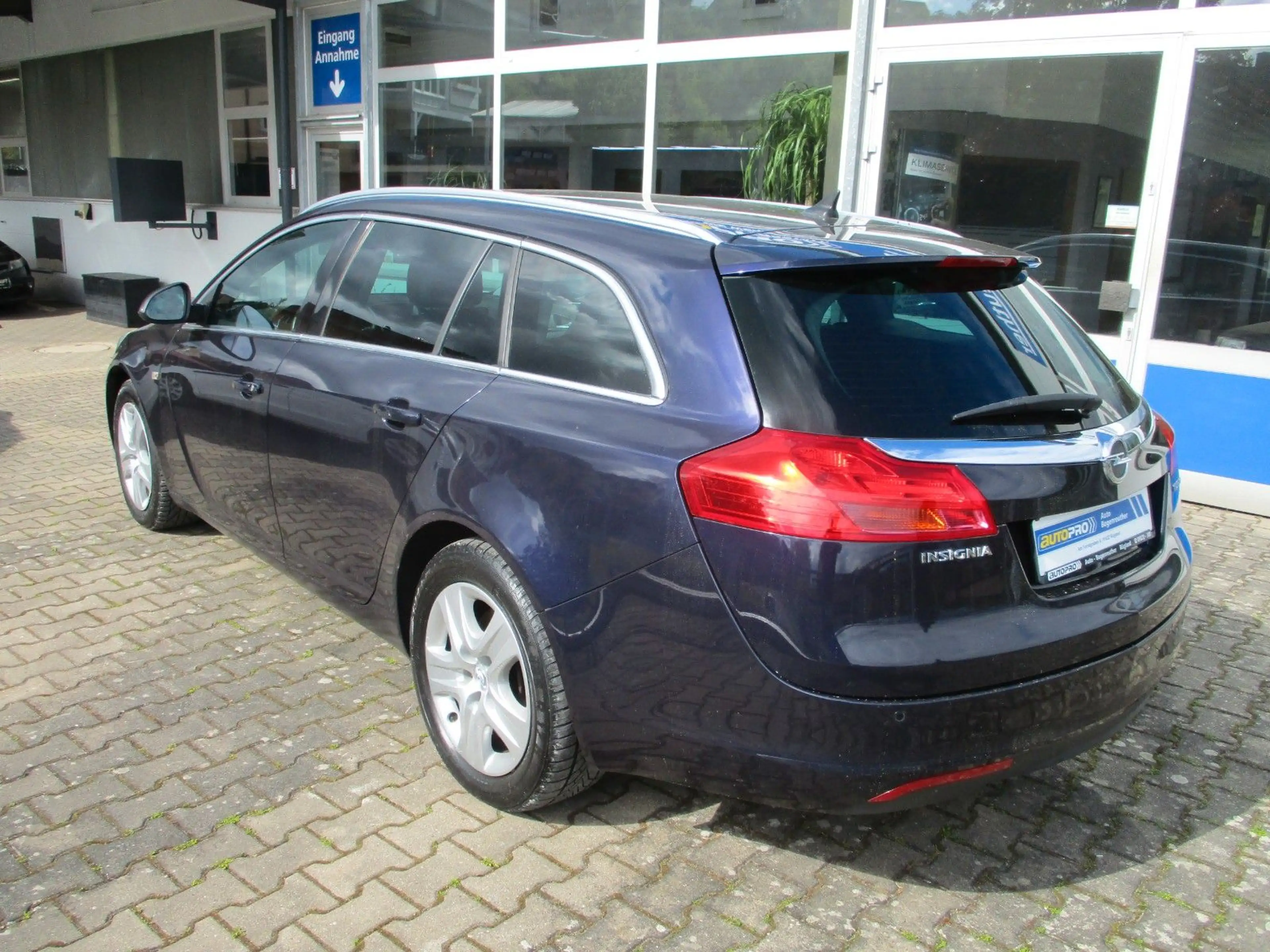 Opel Insignia A Sports Tourer Edition — photo 3