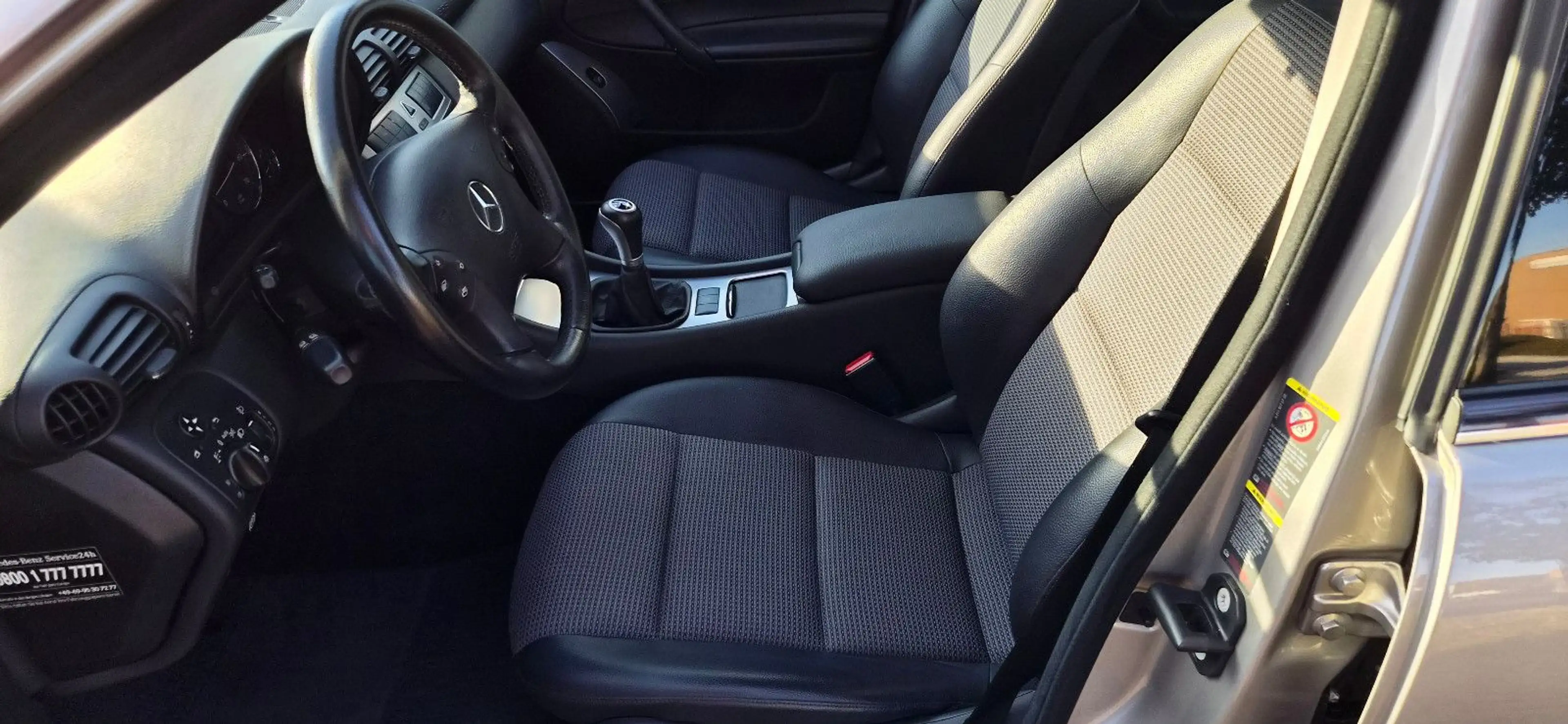 Mercedes-Benz C 180 Navi, WiFi,  Standheizung, vieles neu!!!! — photo 9