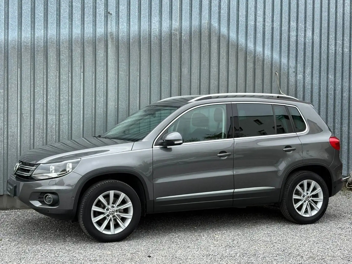 Volkswagen Tiguan Track & Style 4Motion°AHK°KLIMA°1 HAND° Grigio - 1