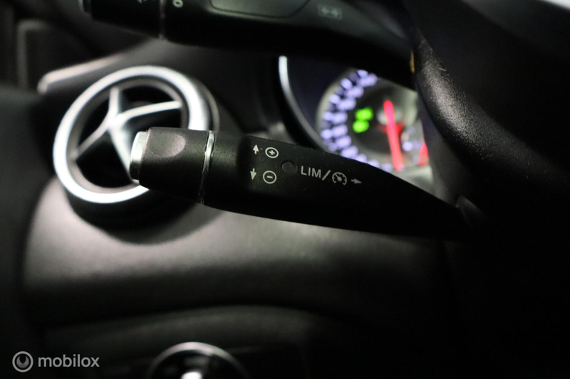 Mercedes-Benz CLA 180 Ambition AMG-Line | Pano | Sfeer | — photo 14