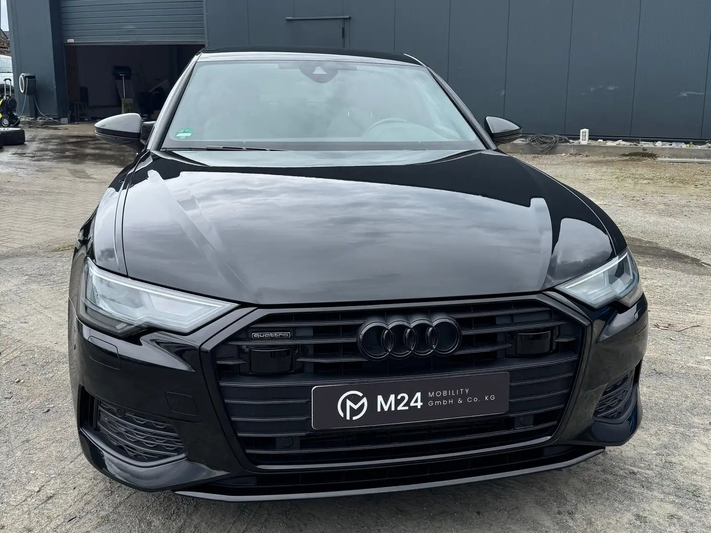 Audi A6 45 TFSI quattro design Schwarz - 2