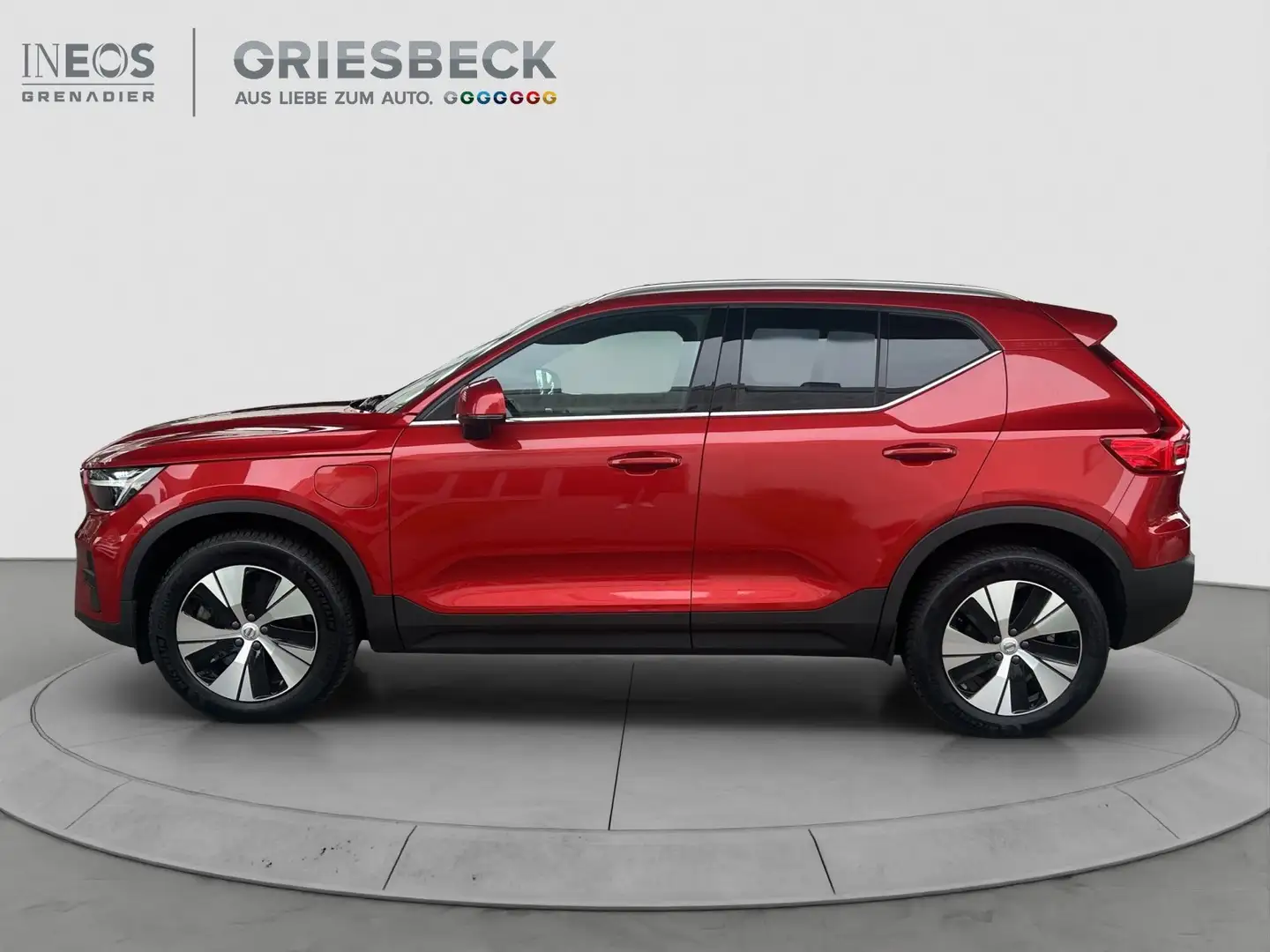 Volvo XC40 T5 Twin Engine (E6d) Core Recharge ACC+LED Rouge - 2
