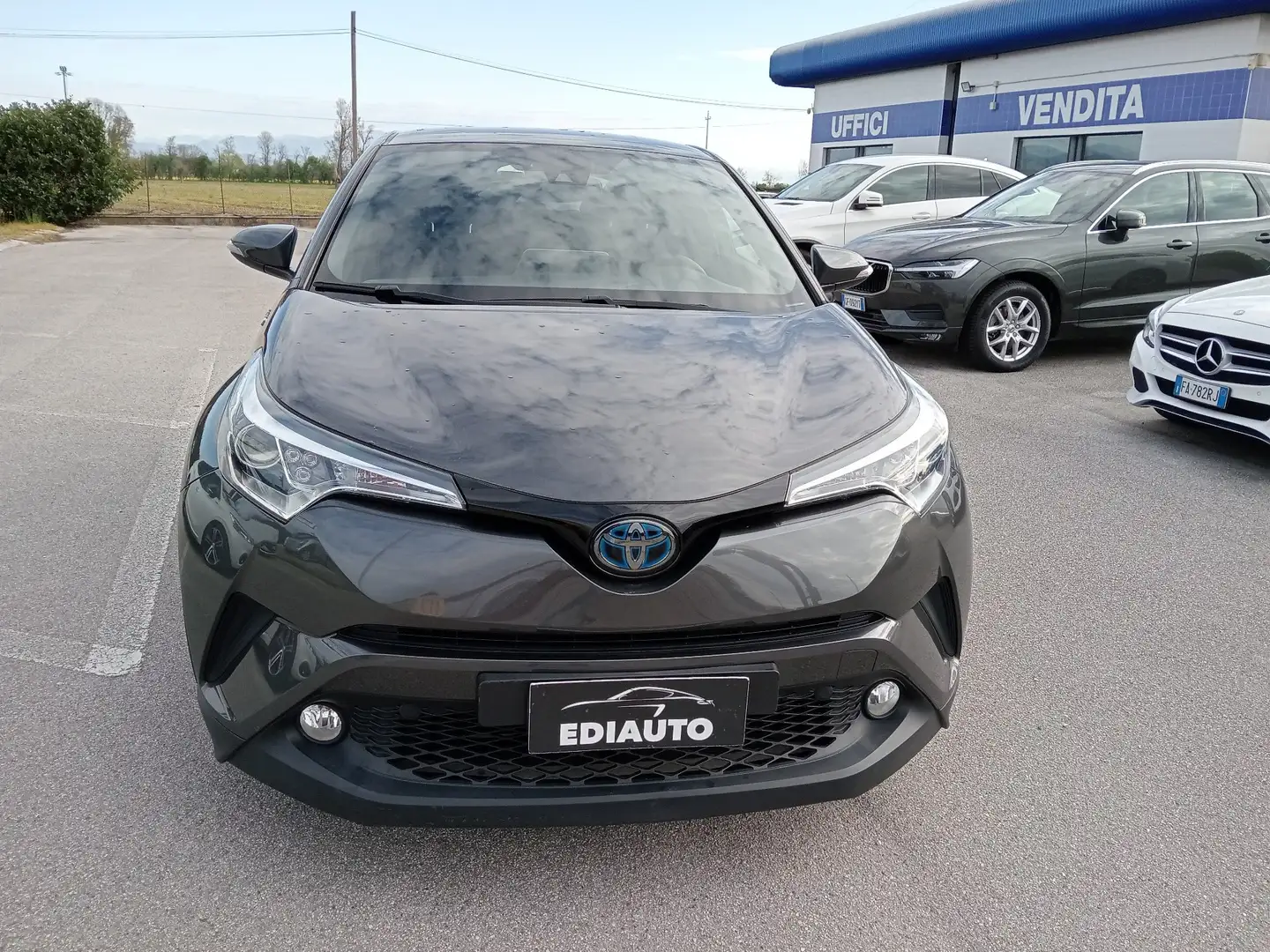Toyota C-HR C-HR 1.8h TREND AUT. 2wd e-cvt Gris - 2