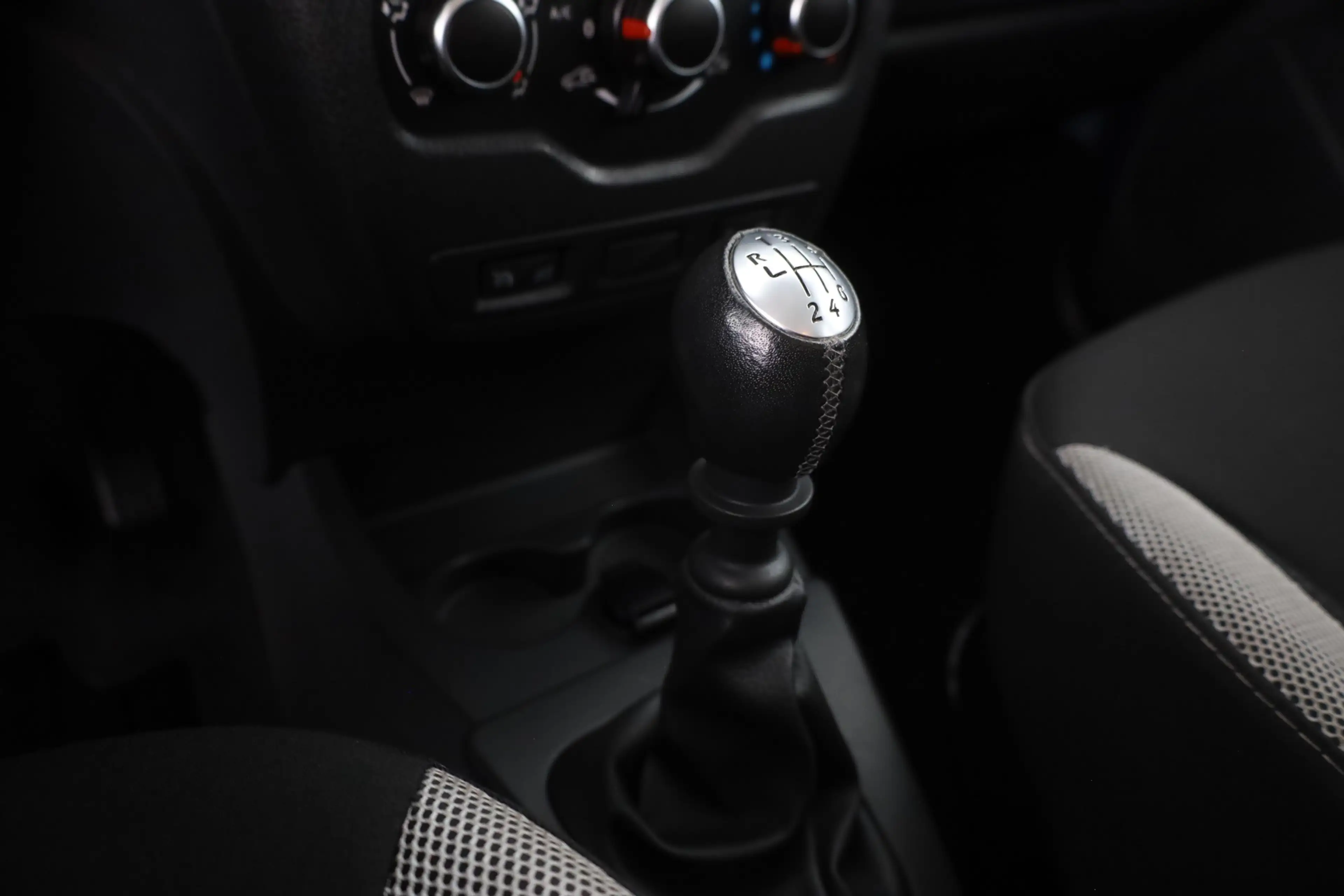Dacia Lodgy Stepway 1.5 dCi Selection 7-Sitzer Kamera — photo 13