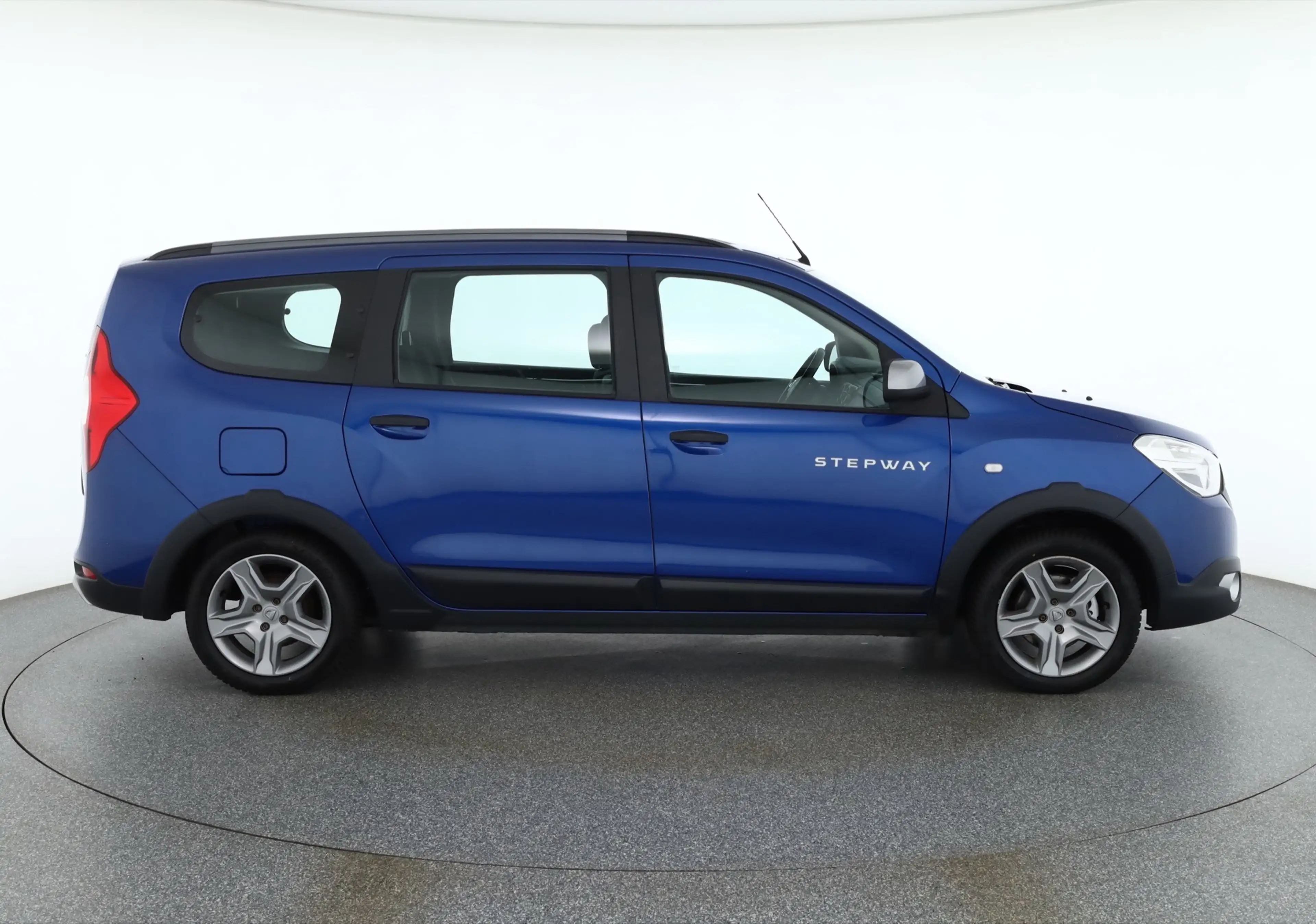 Dacia Lodgy Stepway 1.5 dCi Selection 7-Sitzer Kamera — photo 6
