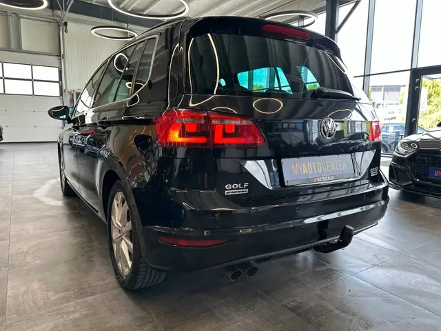Volkswagen Golf Sportsvan view 5