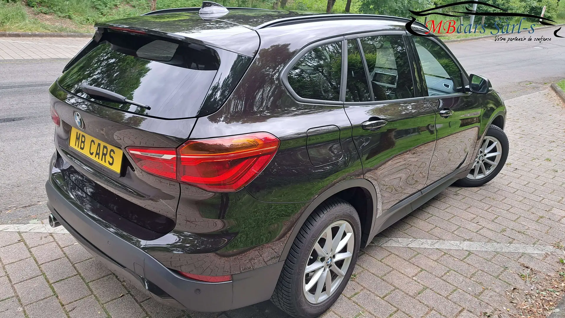BMW X1 sDrive 16d Advantage Brun - 2