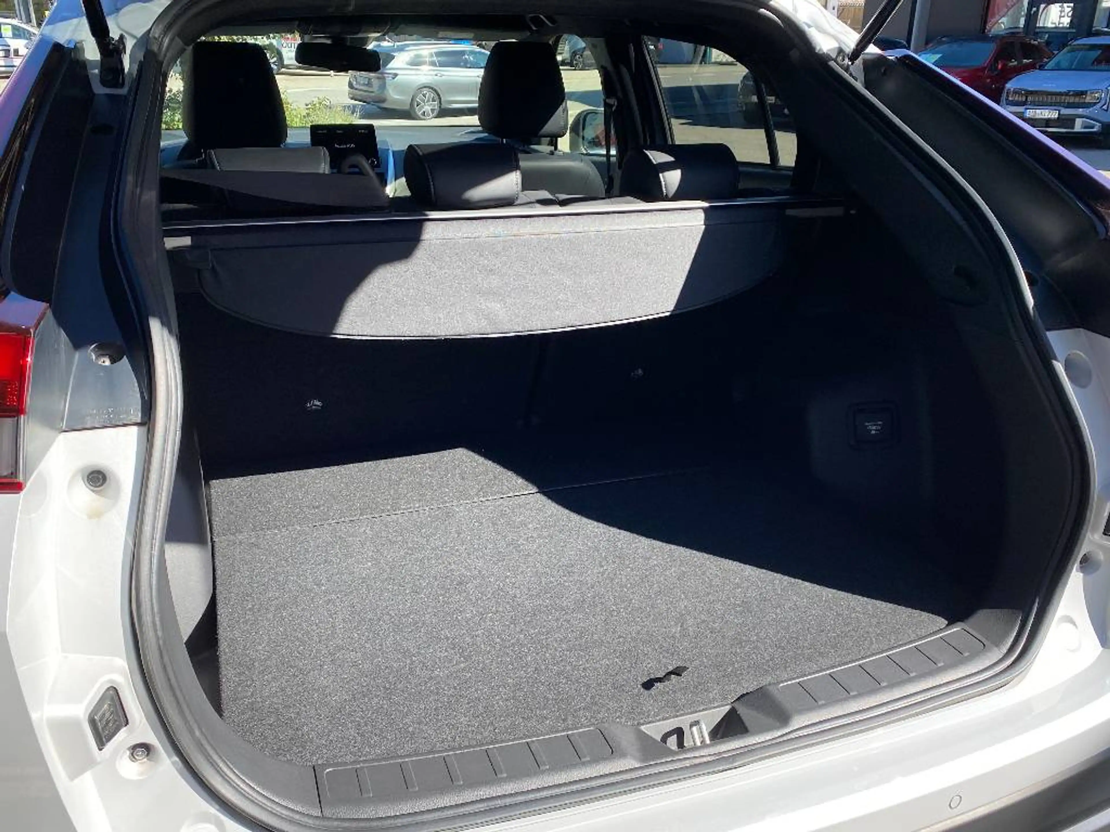 Mitsubishi Eclipse Cross Plug-in Hybrid PLUS — photo 11