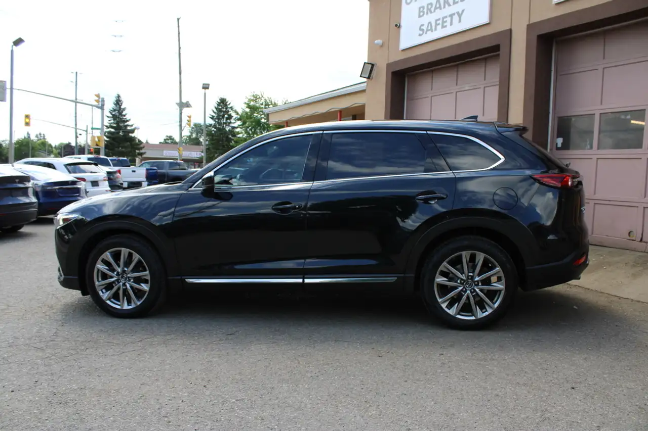 Mazda CX-9 снимка Mazda CX-9