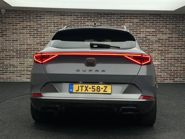 Cupra Formentor view 7