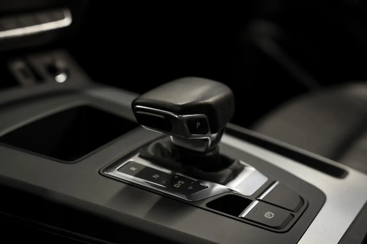 Audi Q5 снимка Audi Q5