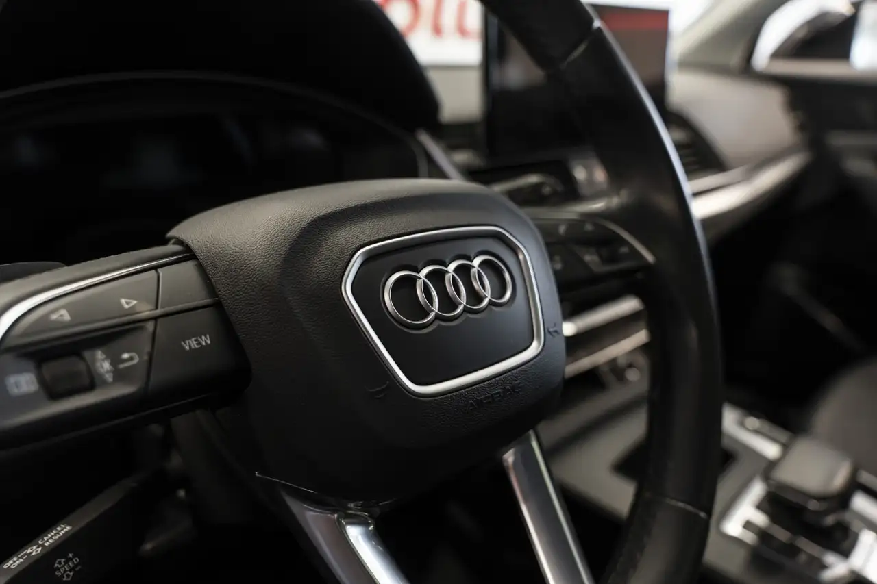 Audi Q5 снимка Audi Q5
