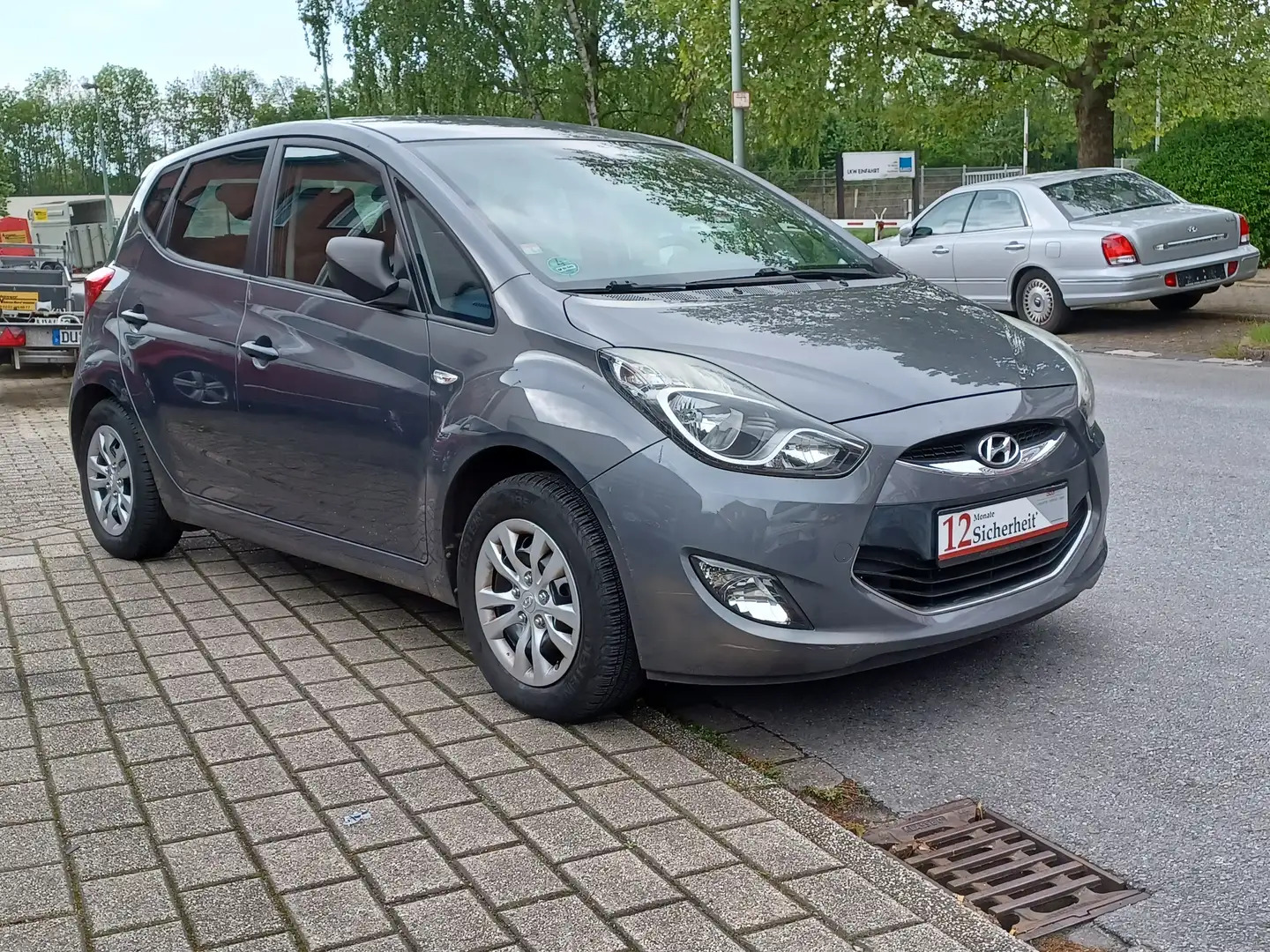 Hyundai iX20 Trendpaket Sitzheizung Klima Nebelscheinwerfer AHK Grigio - 1