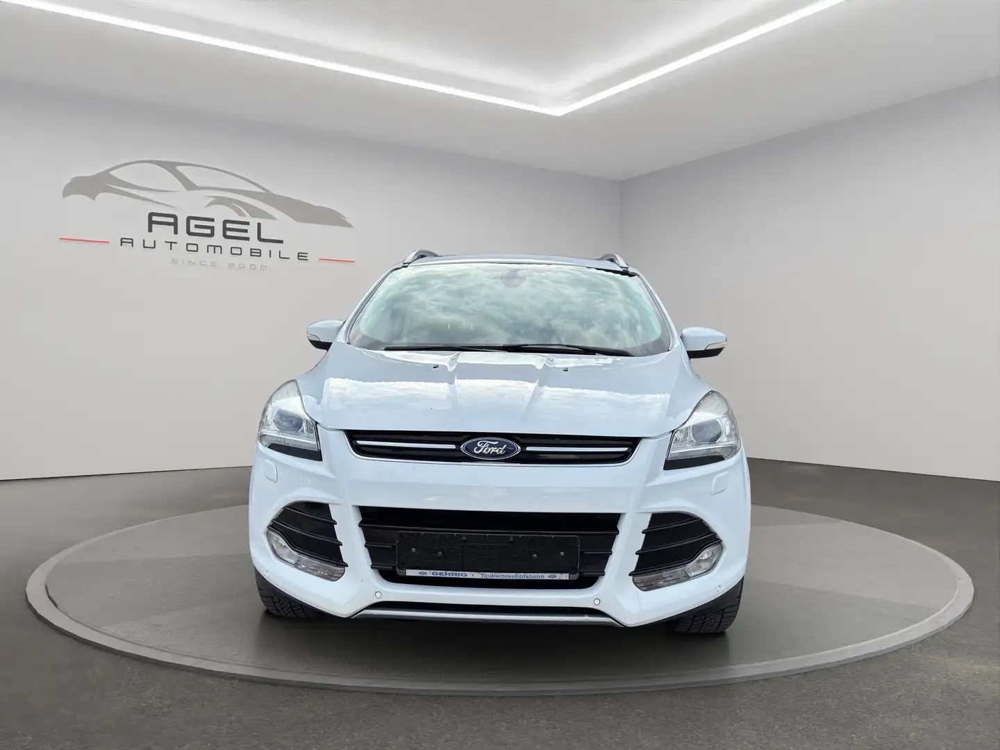 Ford Kuga Titanium*AHK*Pano*Navi*PDC V/H* Blanc - 2