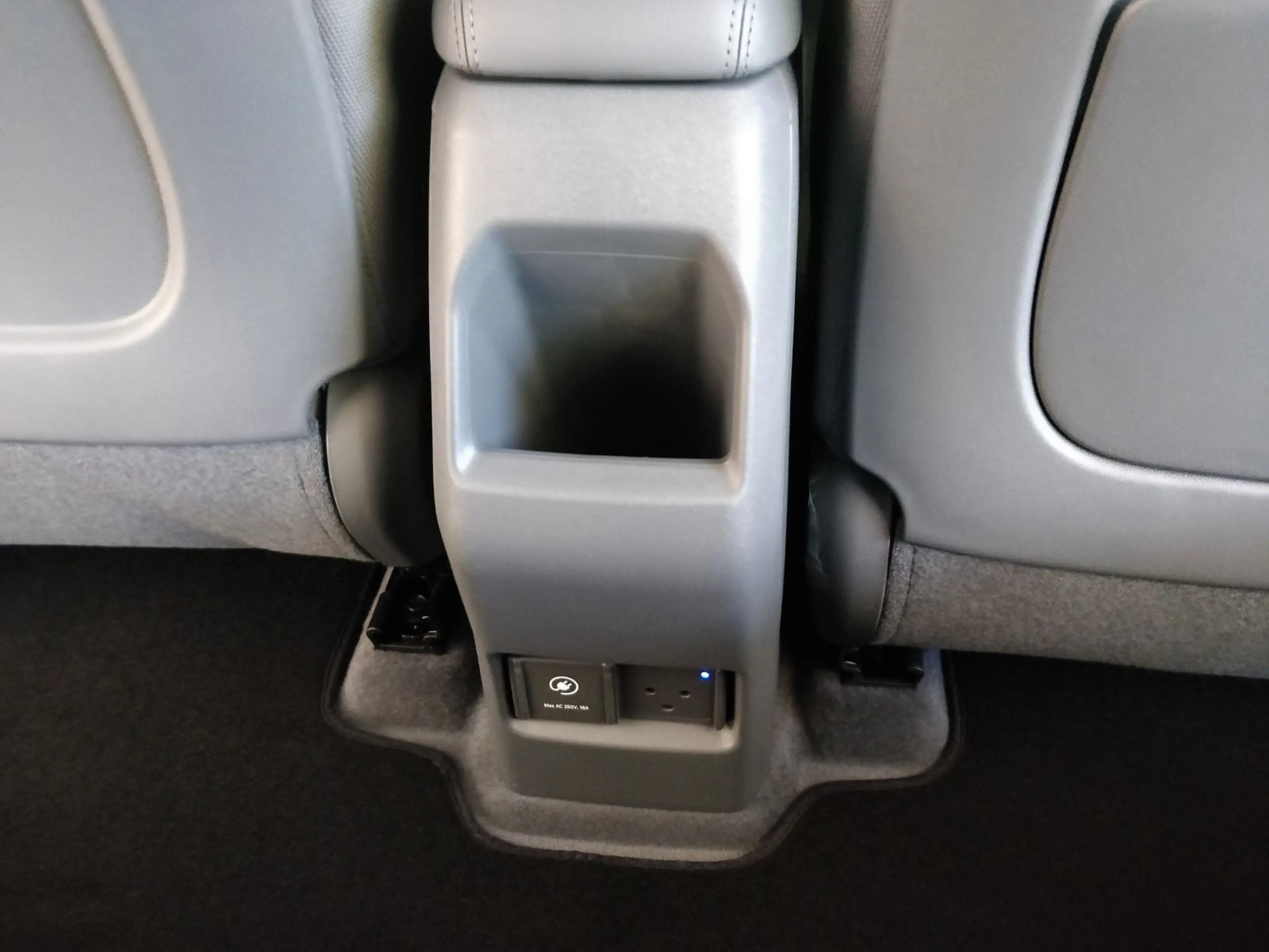 Kia EV2 42,2 Earth 146PS Sofort verfügbar WÄRME 16"A — photo 10