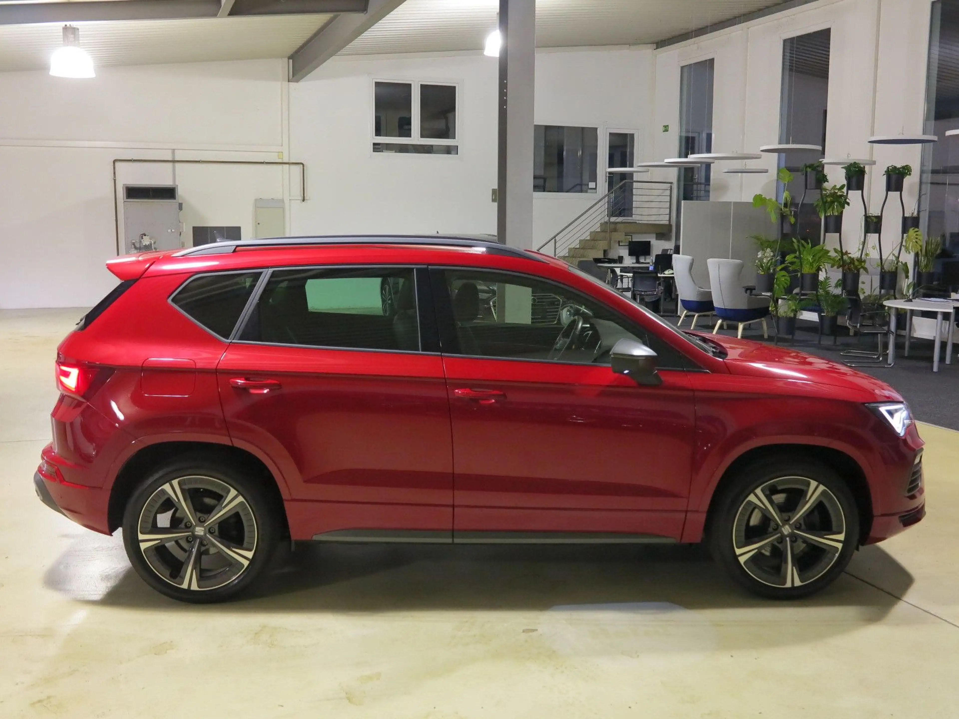 SEAT Ateca 2.0 TSI 4Drive DSG7 OPF FR AHK eSAD Navi — photo 13