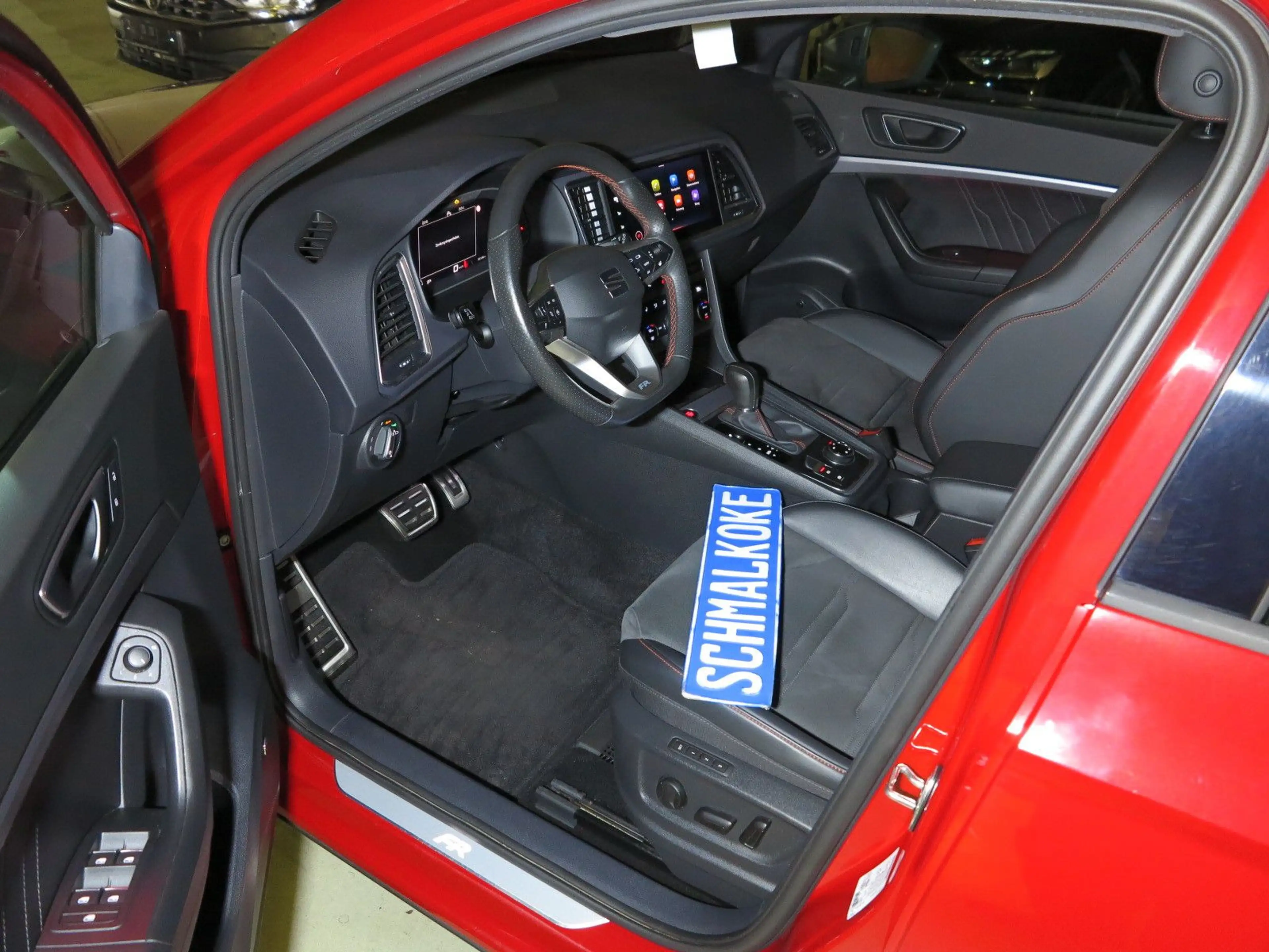 SEAT Ateca 2.0 TSI 4Drive DSG7 OPF FR AHK eSAD Navi — photo 6