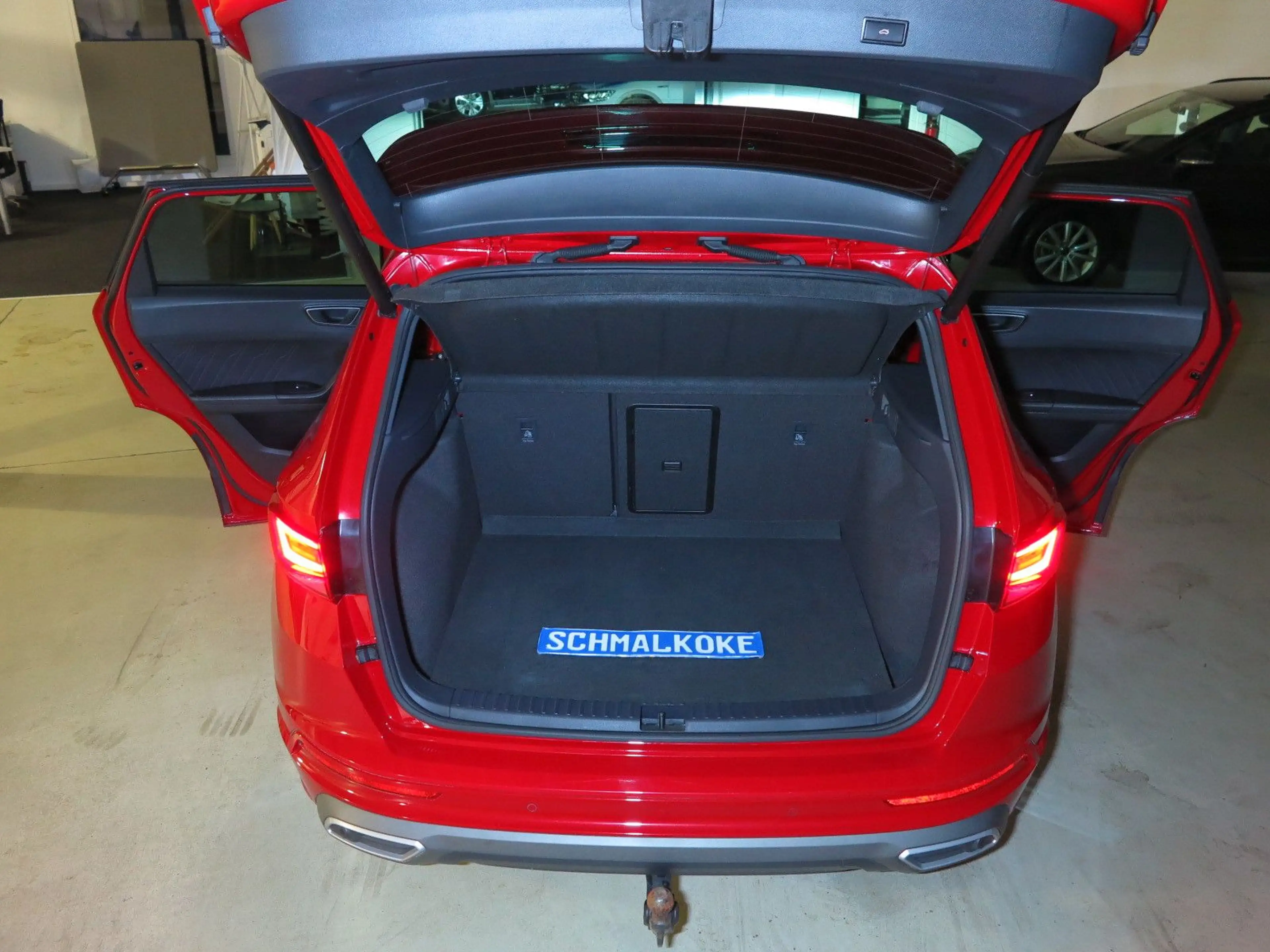 SEAT Ateca 2.0 TSI 4Drive DSG7 OPF FR AHK eSAD Navi — photo 7
