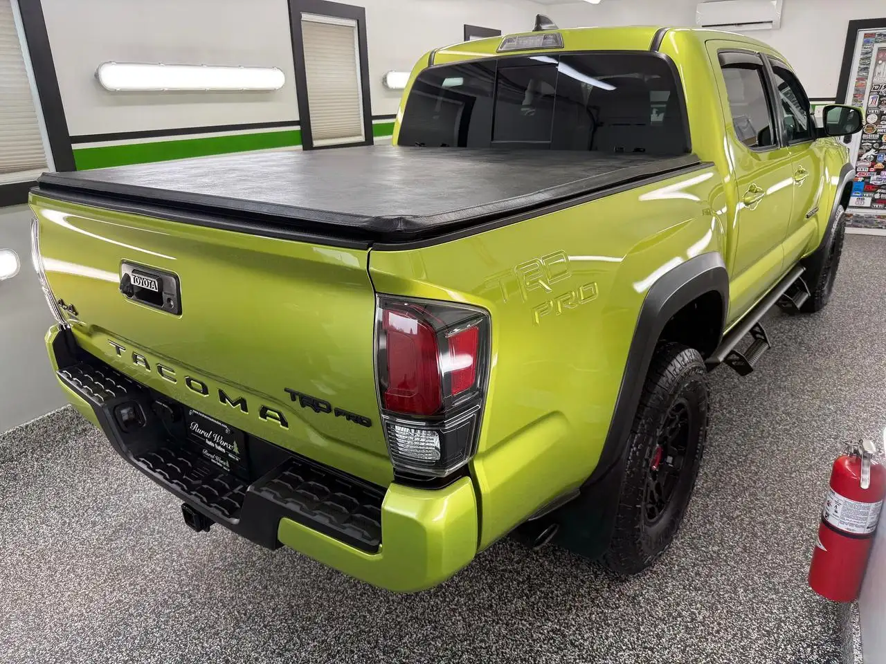 Toyota Tacoma снимка Toyota Tacoma