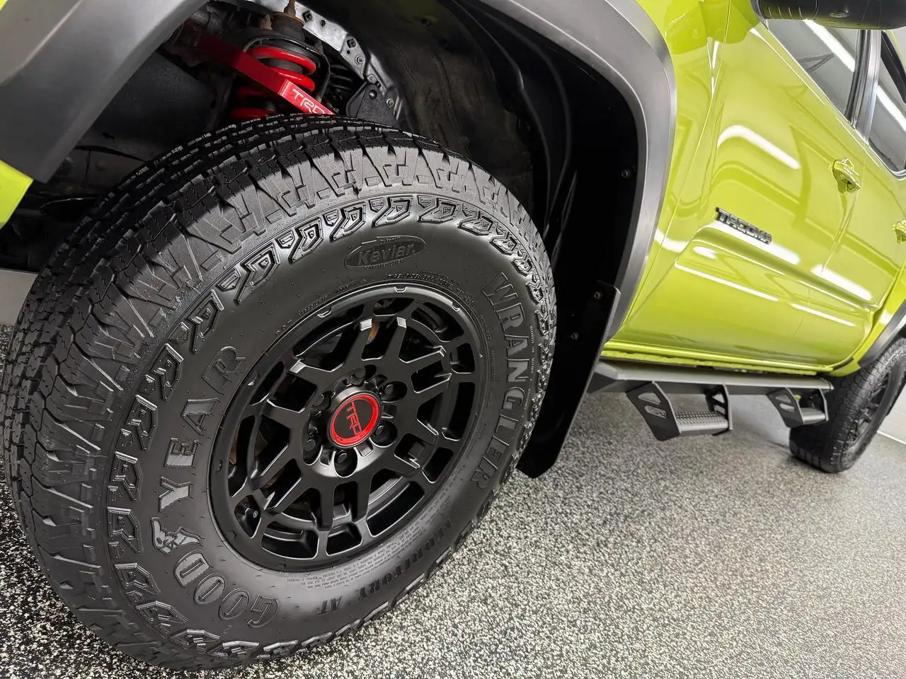 Toyota Tacoma снимка Toyota Tacoma