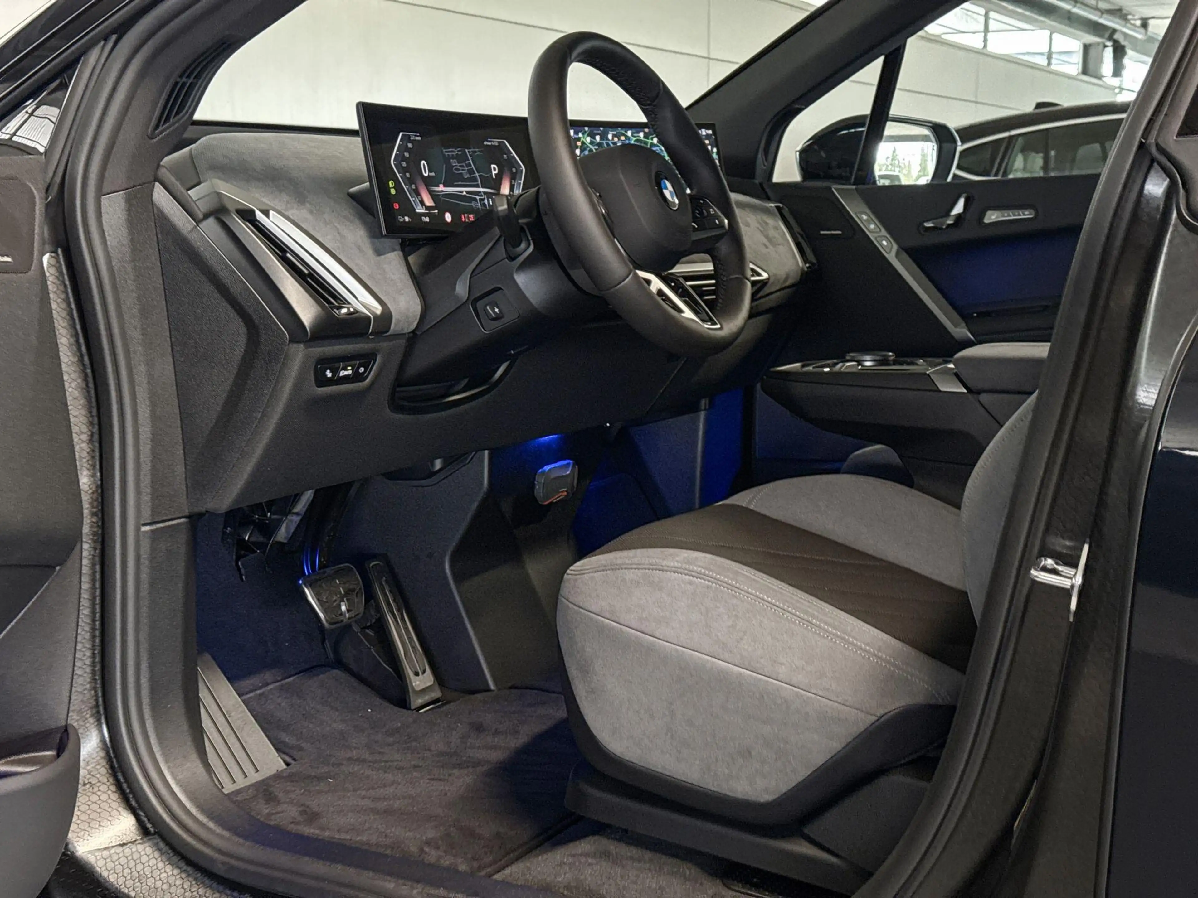 BMW iX xDrive45 101 kWh | M Sportpakket Pro | Trekhaak | — photo 9