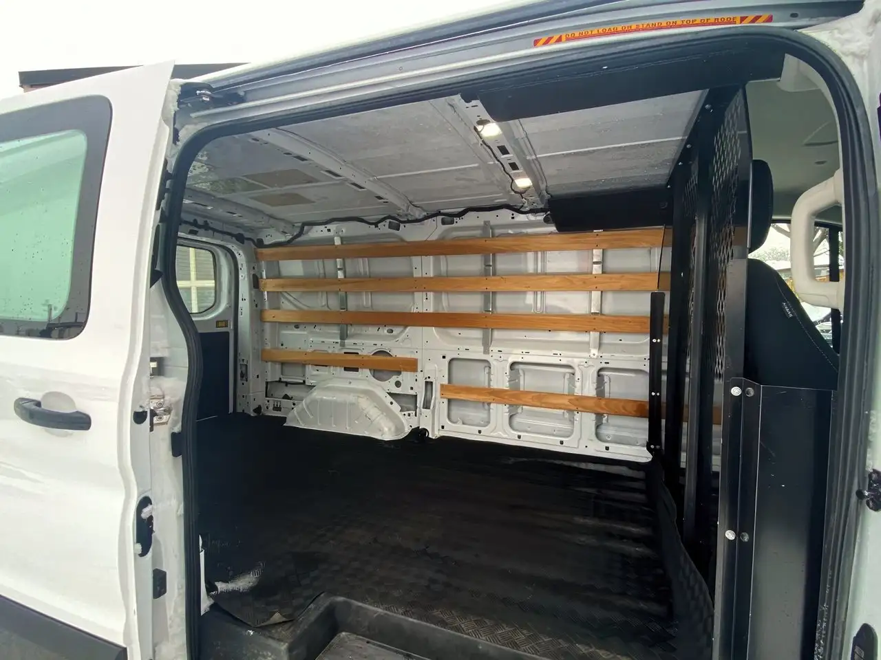 Ford Transit Cargo Van снимка Ford Transit Cargo Van