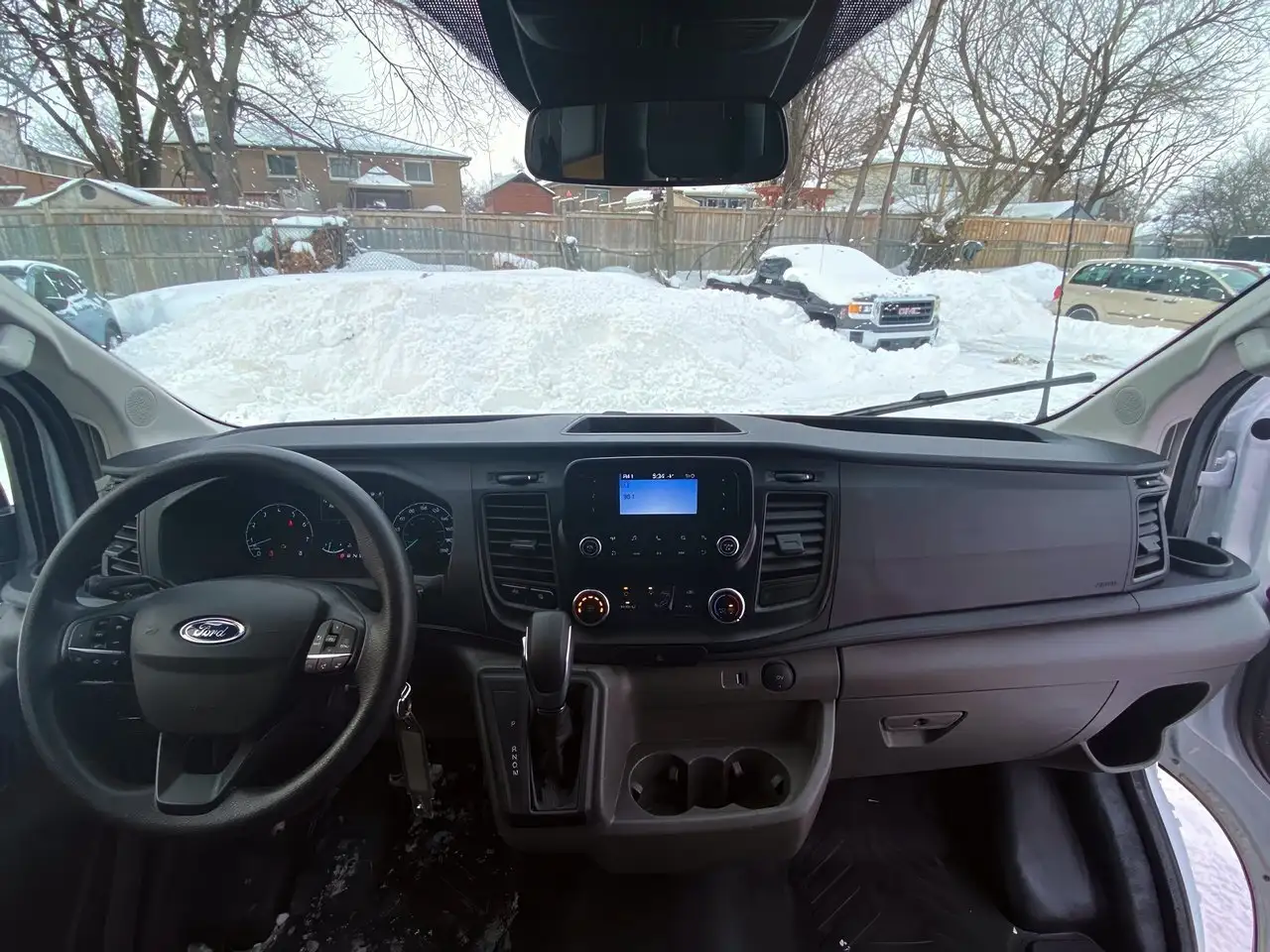Ford Transit Cargo Van снимка Ford Transit Cargo Van