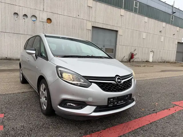 Opel Zafira Tourer Edition