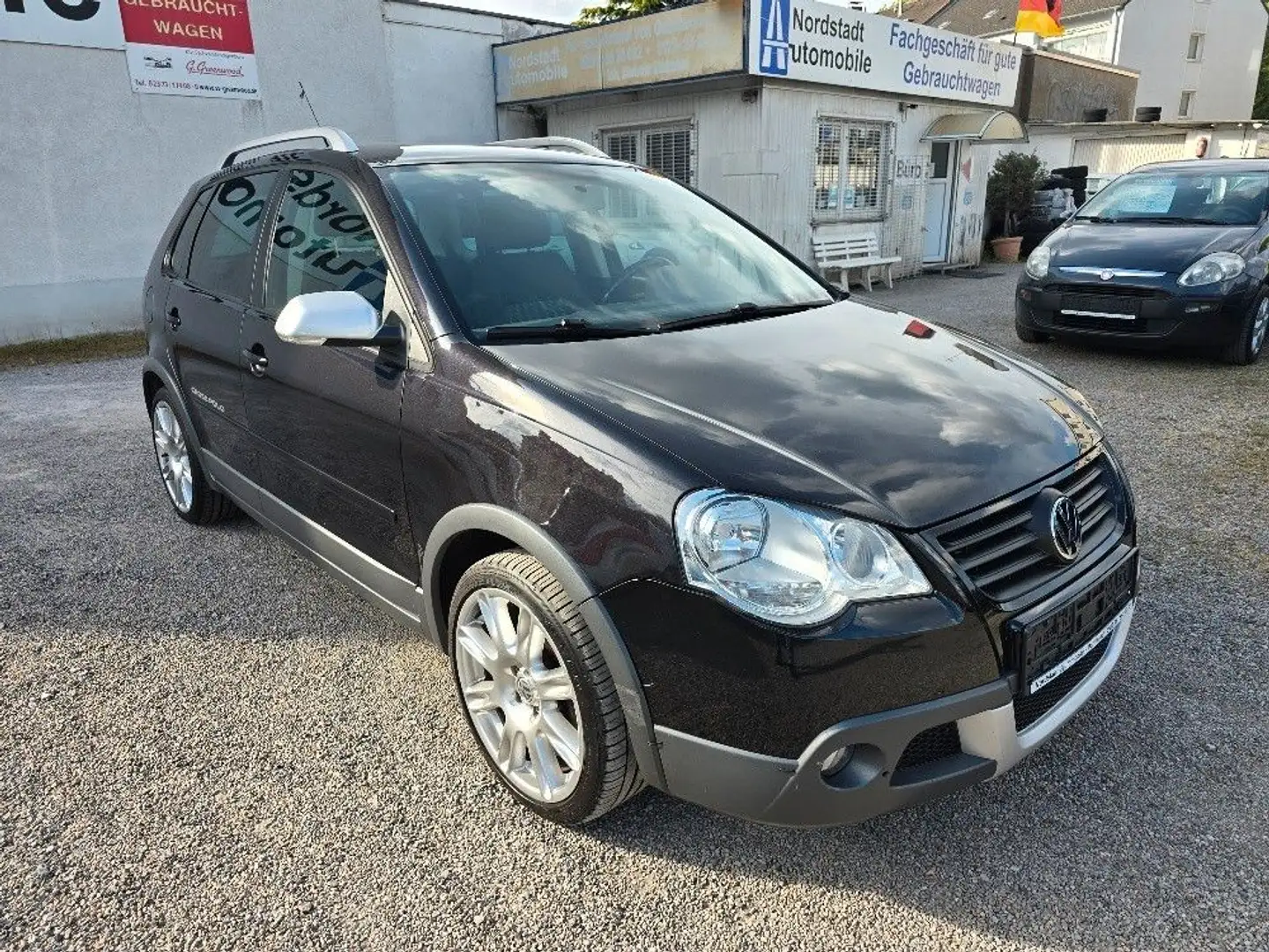 Volkswagen Polo IV 1.4 CrossPolo*Klima*4/5 Trg.*Alu*WR* Zwart - 2