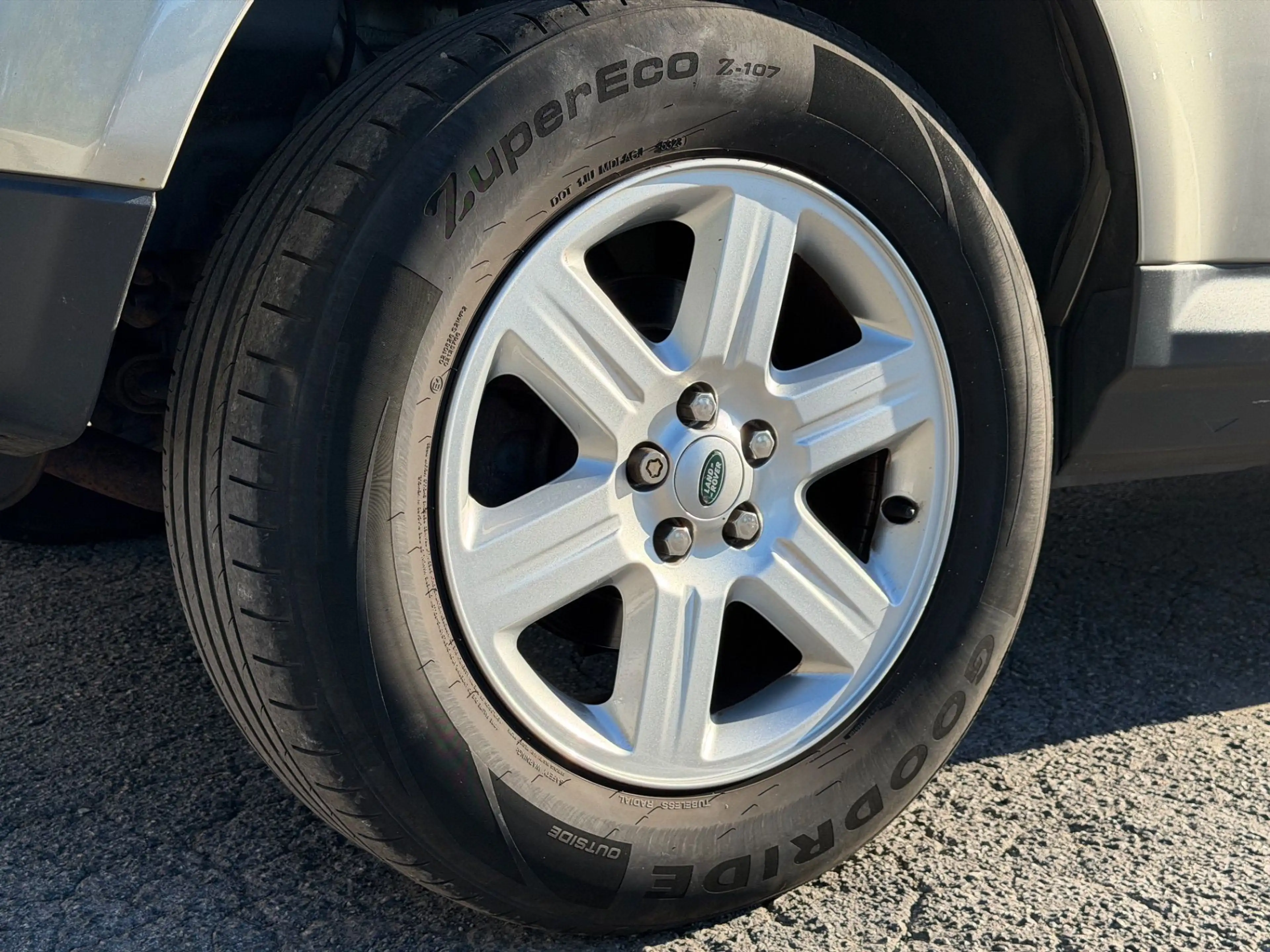 Land Rover Freelander 2 2.2 TD4 1.HAND AWD | SHZ | PDC — photo 5