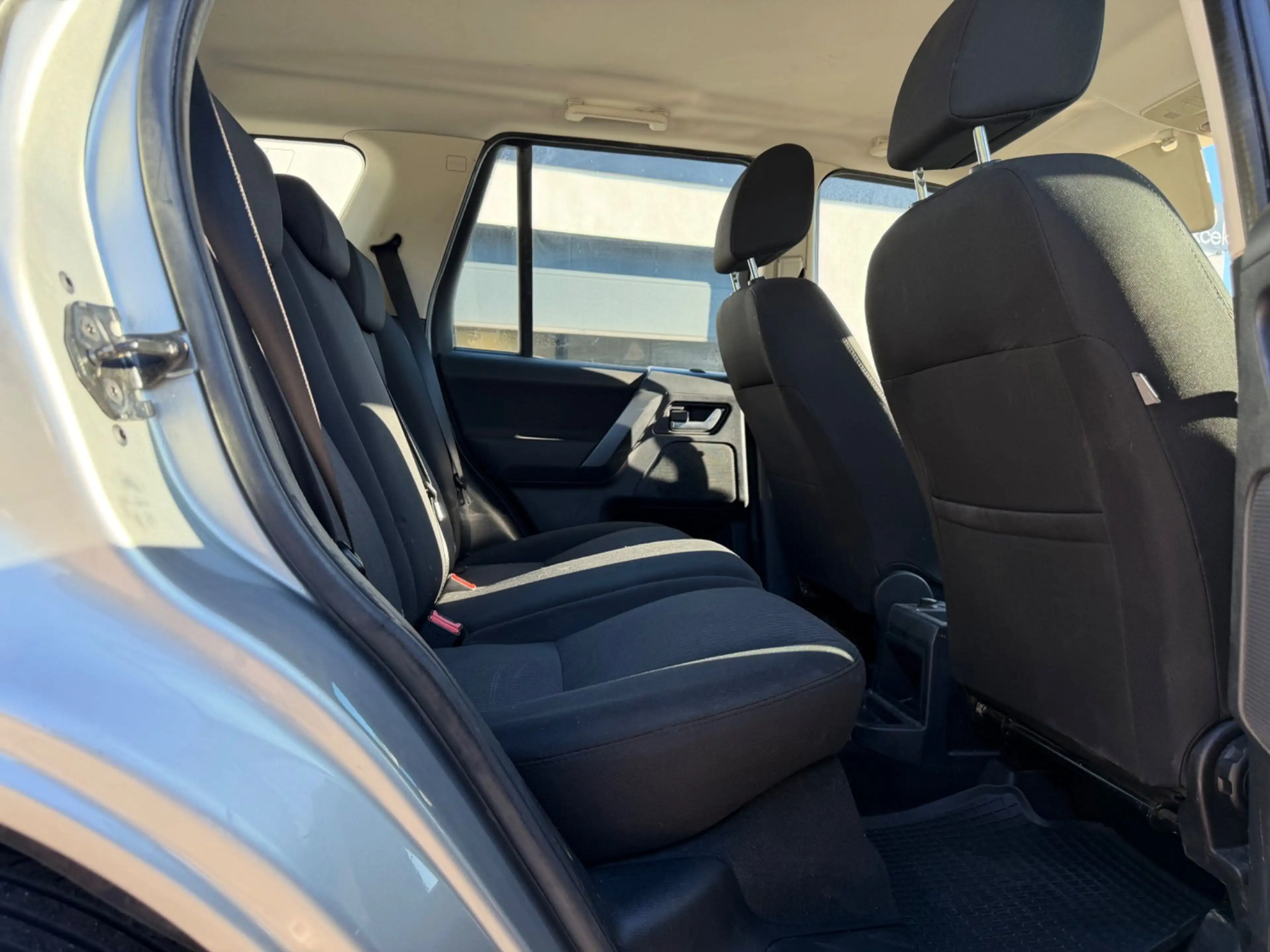 Land Rover Freelander 2 2.2 TD4 1.HAND AWD | SHZ | PDC — photo 15