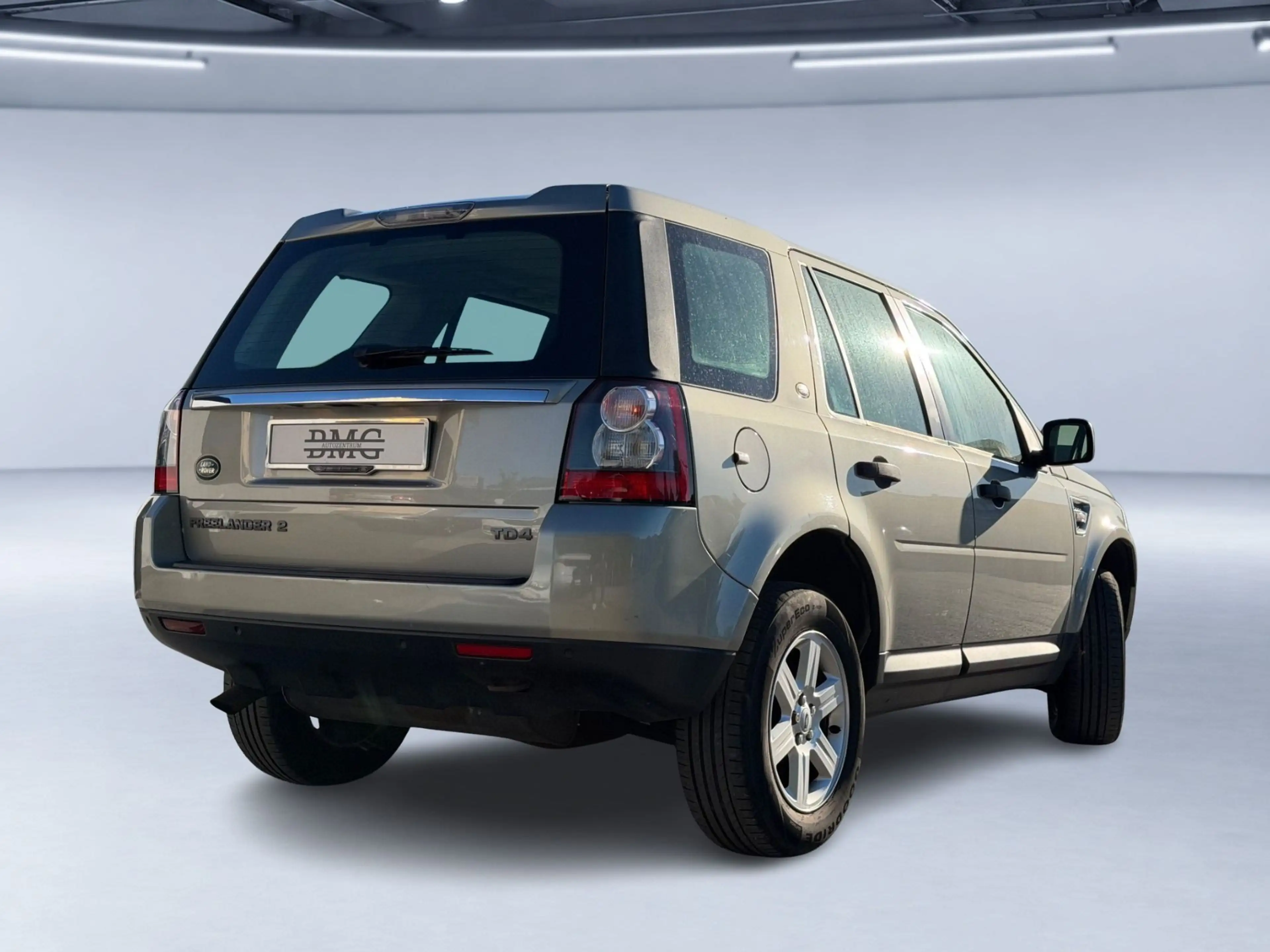 Land Rover Freelander 2 2.2 TD4 1.HAND AWD | SHZ | PDC — photo 4