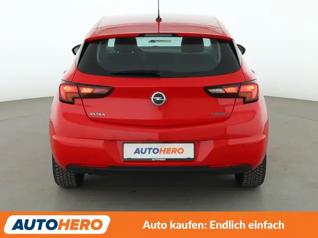 Opel Astra view 5