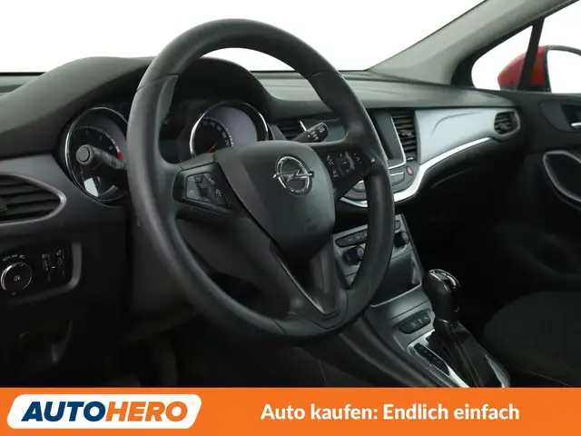 Opel Astra view 11