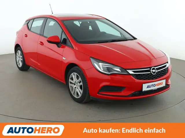 Opel Astra view 8