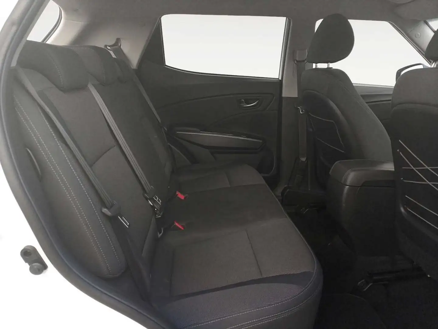 SsangYong Tivoli G15 Urban Plus LP 4x2 Blanco - 1