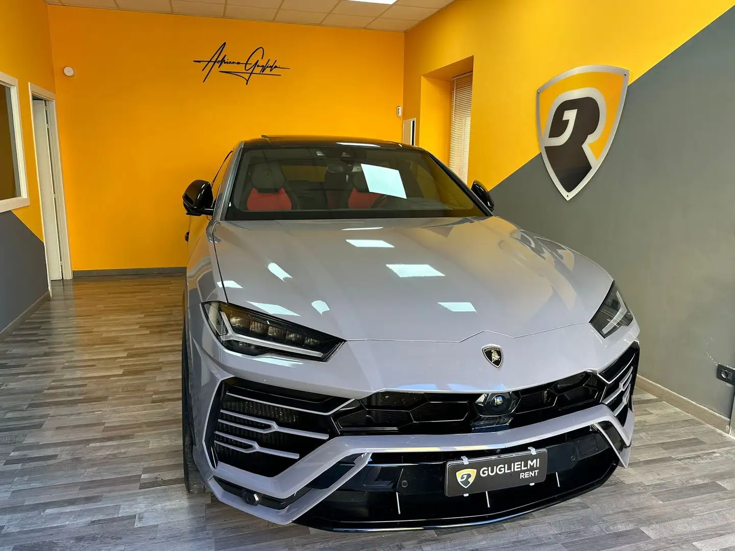 Lamborghini Urus Possibilità agevolazione pagamento con subentro l - 2