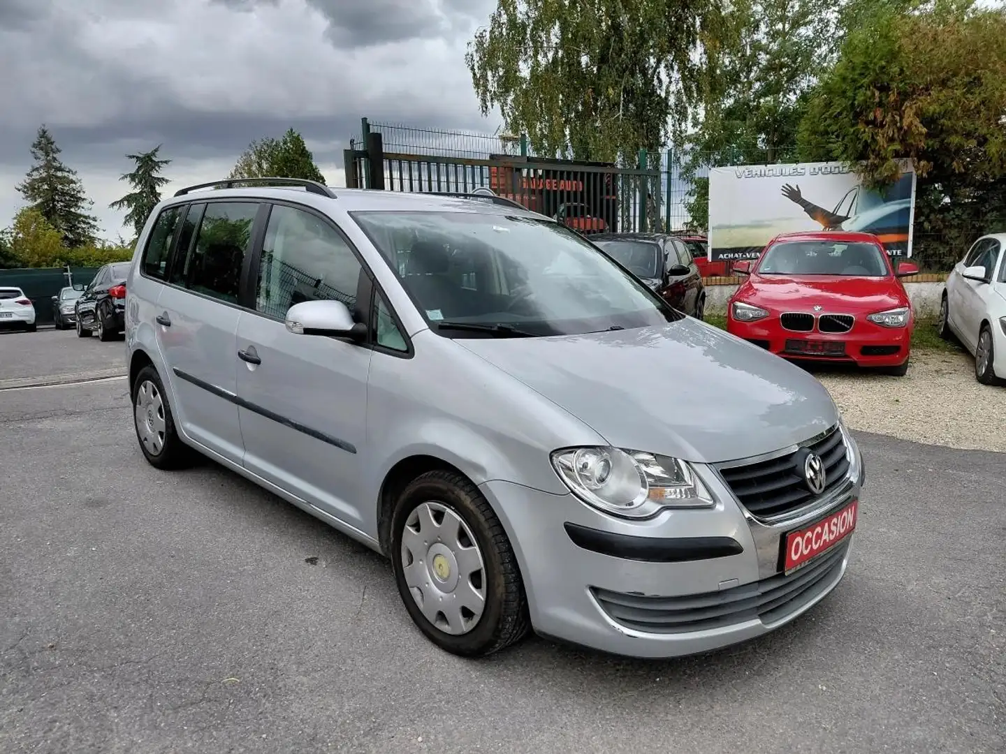 Volkswagen Touran - 2