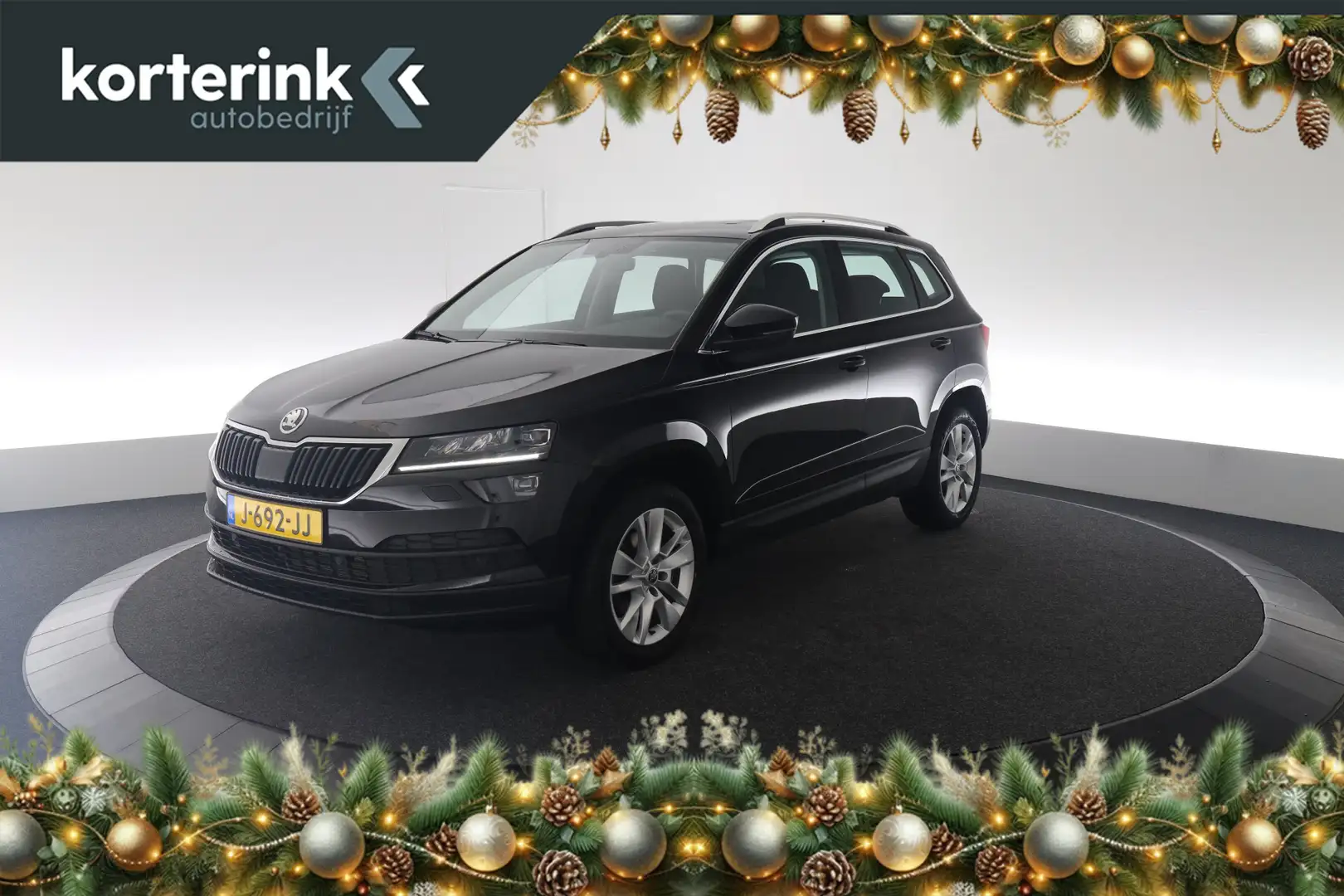 Skoda Karoq 1.5 TSI ACT Business Edition Plus | Pano | Sportst Zwart - 1