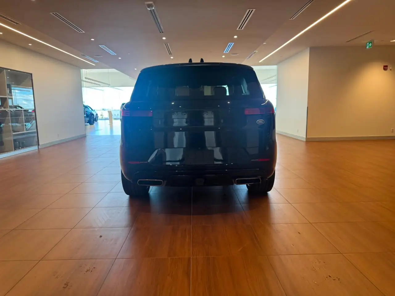 Land Rover Range Rover Sport снимка Land Rover Range Rover Sport