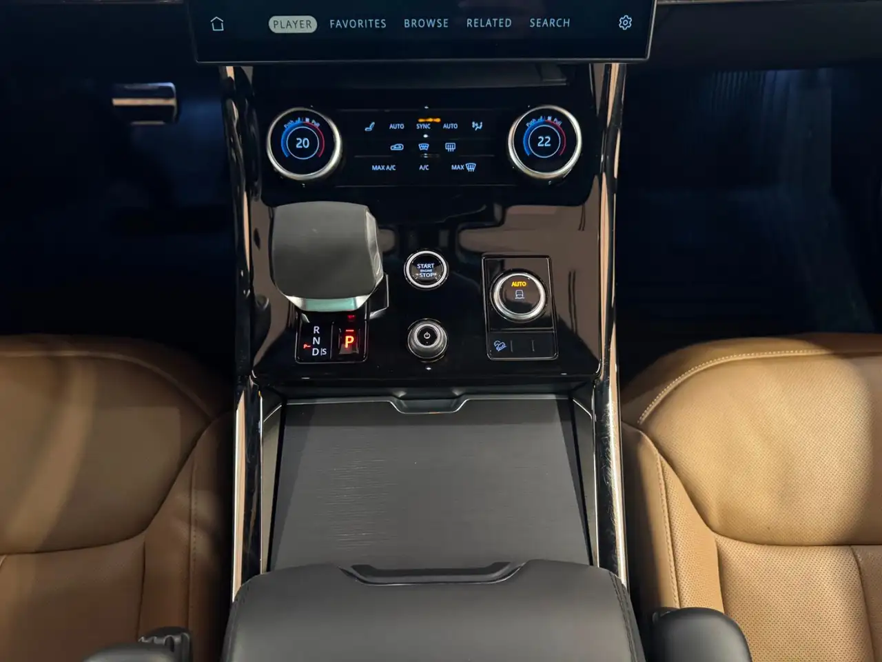 Land Rover Range Rover Sport снимка Land Rover Range Rover Sport