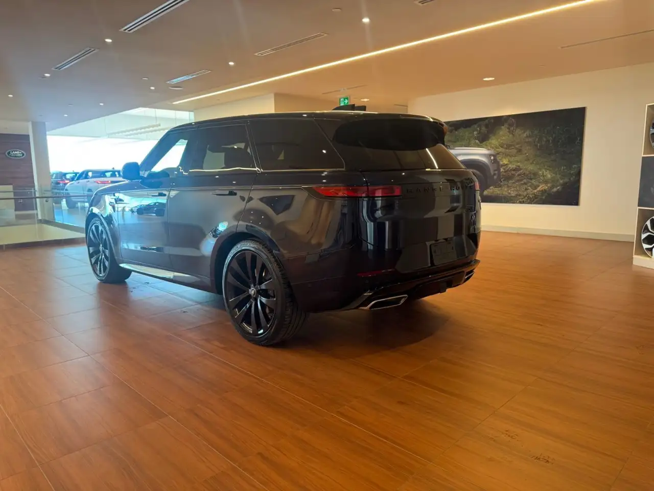 Land Rover Range Rover Sport снимка Land Rover Range Rover Sport