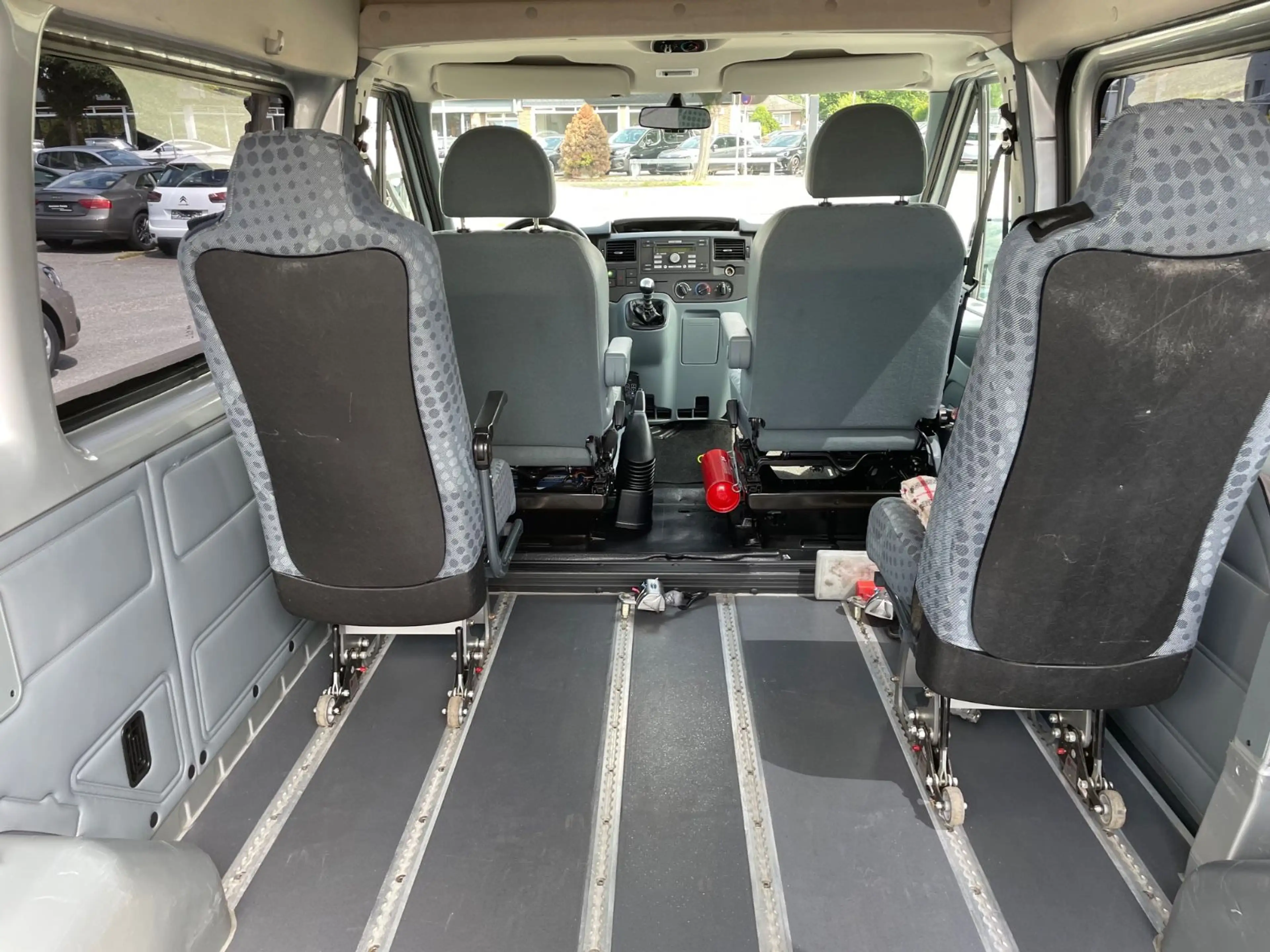 Ford Transit Kombi FT 300 K/NUR 61t.KM/RAMPE/4-SITZE/ — photo 12